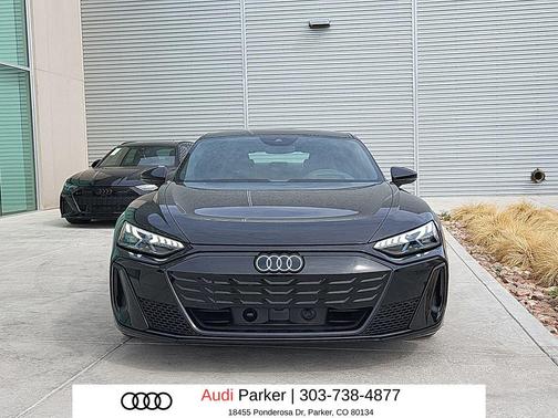 Mythos Black Metallic 2025 Audi S e-tron GT Premium Plus