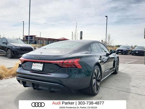 Mythos Black Metallic 2025 Audi S e-tron GT Premium Plus