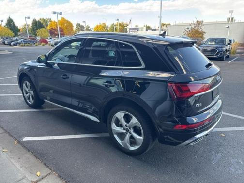 2023 Audi Q5 45 S line Premium Plus