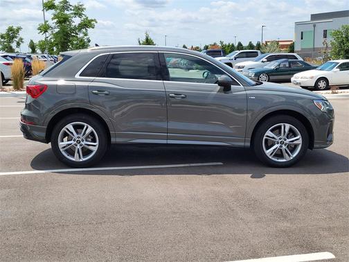 2024 Audi Q3 45 S line Premium Plus