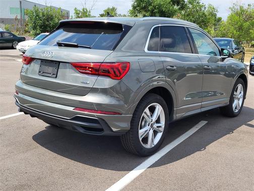 2024 Audi Q3 45 S line Premium Plus
