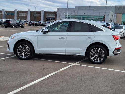 2023 Audi Q5 45 S line Premium Plus