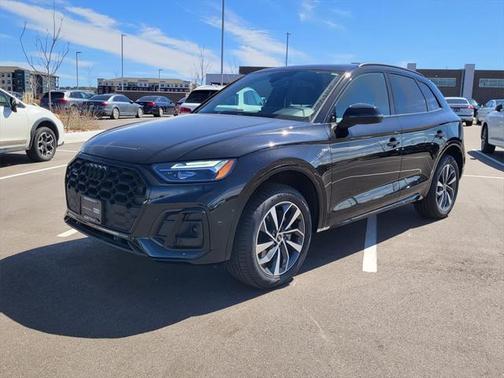 2024 Audi Q5 45 S line Premium