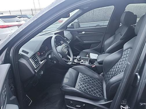 2023 Audi SQ5 3.0T Premium Plus