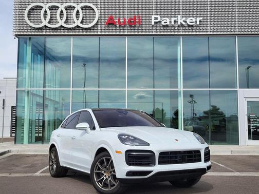 2022 Porsche Cayenne Platinum Edition
