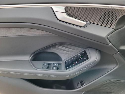 2026 Audi A6 Premium Plus quattro S tronic