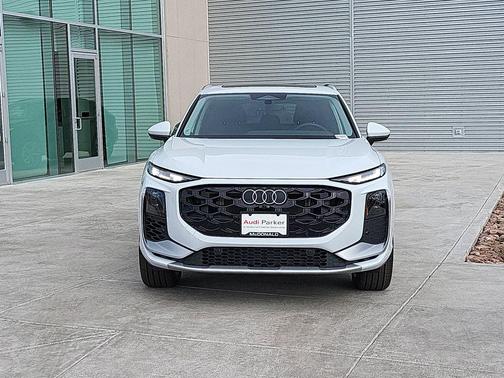 2026 Audi Q3 S line