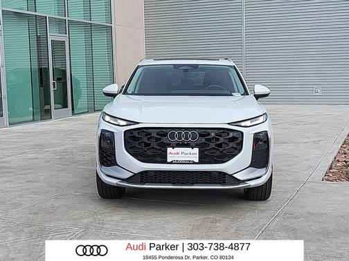 Glacier White Metallic 2026 Audi Q3 S line