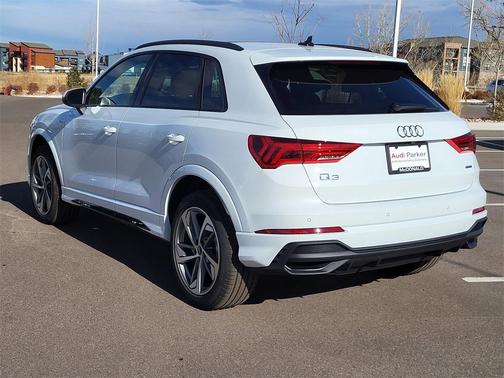 2025 Audi Q3 Premium 45 TFSI S line quattro Tiptronic