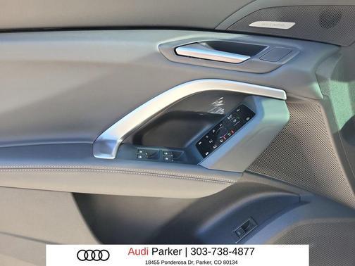 Mythos Black Metallic 2026 Audi Q5 Premium Plus TFSI quattro S tronic