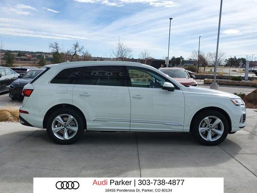 Carrara White 2023 Audi Q7 55 Premium