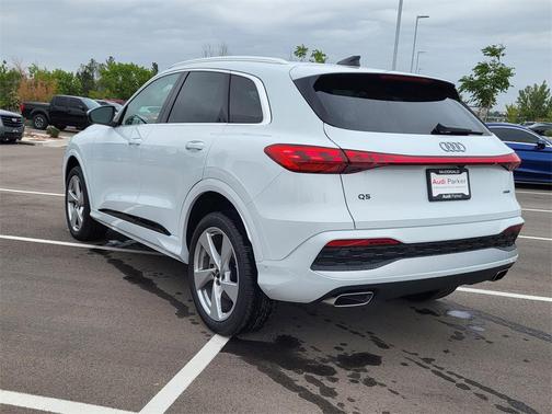 2025 Audi Q5 Premium Plus