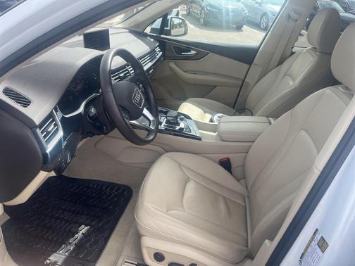 2018 Audi Q7 3.0T Premium Plus