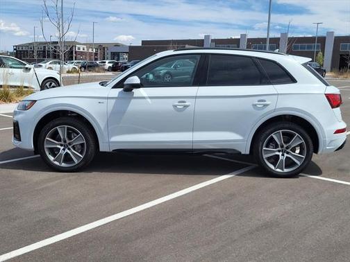 2025 Audi Q5 45 S line Premium