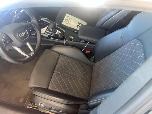 2023 Audi S5 Premium Plus TFSI quattro Tiptronic