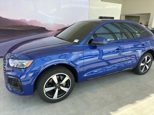2022 Audi Q5 45 S line Premium Plus