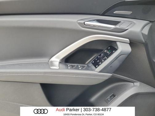 Mythos Black Metallic 2025 Audi Q5 Premium Plus TFSI quattro S tronic