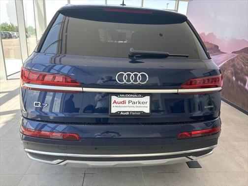2022 Audi Q7 55 Premium Plus