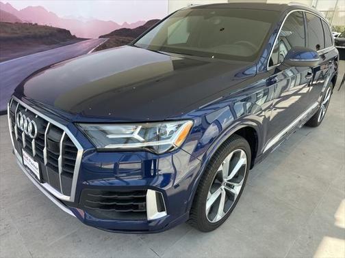 2022 Audi Q7 55 Premium Plus