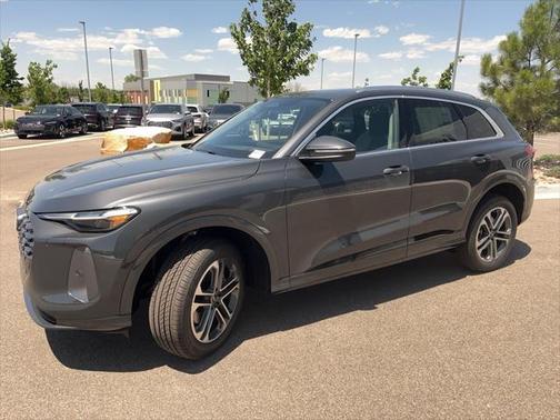 2025 Audi Q5 Premium Plus