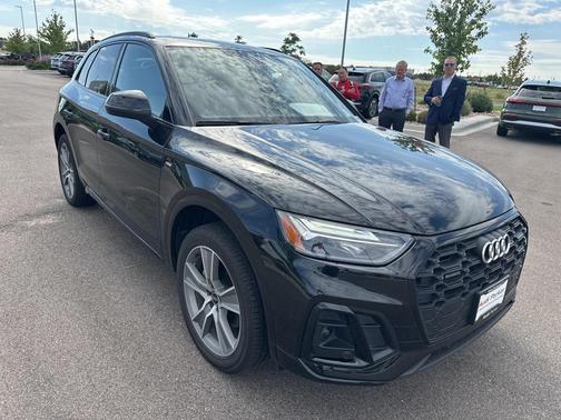 2025 Audi Q5 45 S line Premium