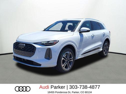 Glacier White Metallic 2025 Audi Q5 Premium TFSI quattro S tronic