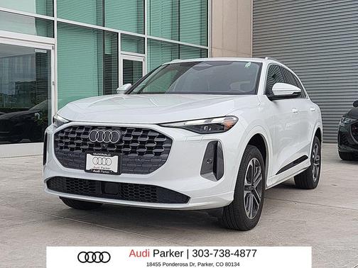 Glacier White Metallic 2025 Audi Q5 Premium TFSI quattro S tronic