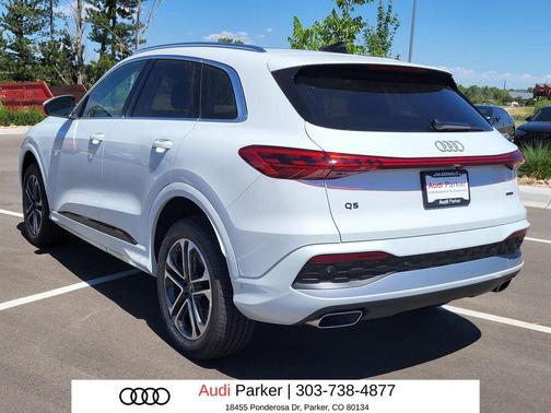 Glacier White Metallic 2025 Audi Q5 Premium TFSI quattro S tronic