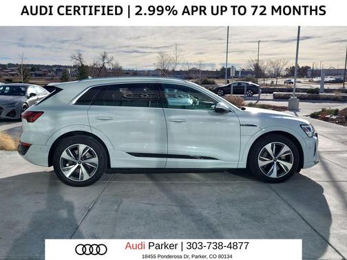 Glacier White Metallic 2024 Audi Q8 e-tron Premium Plus