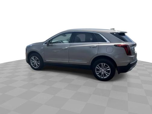 Latte Metallic 2022 Cadillac XT5 AWD 4dr Premium Luxury