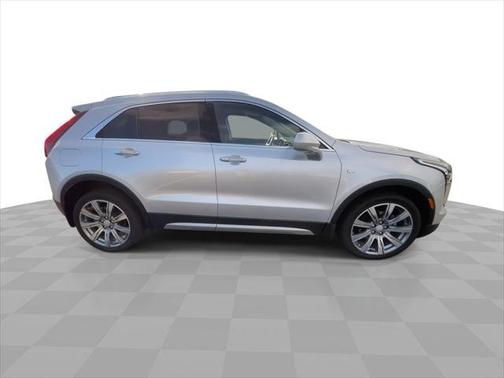 2020 Cadillac XT4 AWD 4dr Premium Luxury