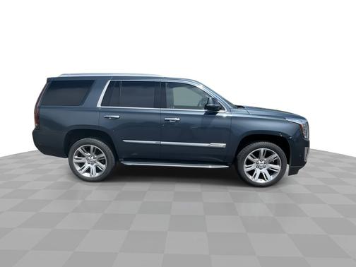 Shadow Metallic 2019 Cadillac Escalade 4WD 4dr Luxury