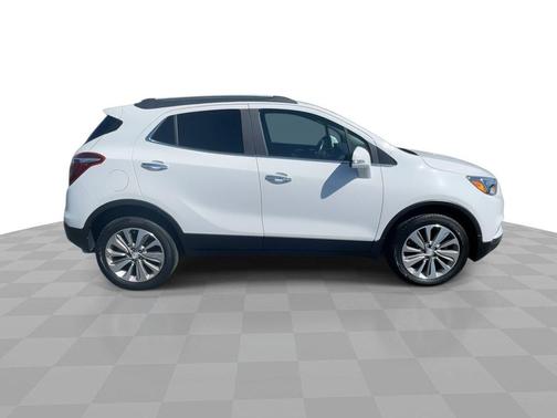Summit White 2019 Buick Encore AWD 4dr Preferred