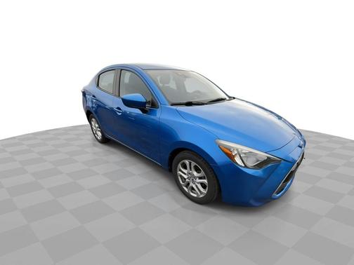 2017 Toyota Yaris iA Base