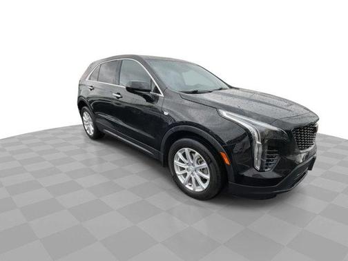 2022 Cadillac XT4 Luxury