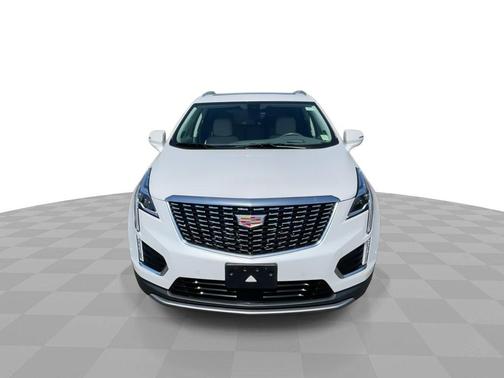 Crystal White Tricoat 2023 Cadillac XT5 AWD 4dr Premium Luxury
