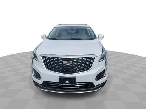 Crystal White Tricoat 2024 Cadillac XT5 AWD 4dr Premium Luxury