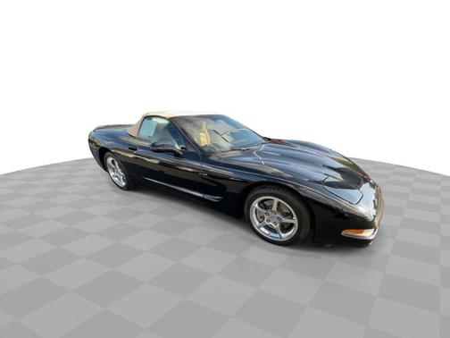 2004 Chevrolet Corvette Base