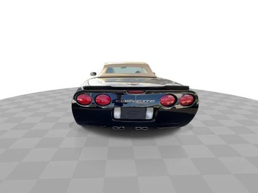 2004 Chevrolet Corvette Base