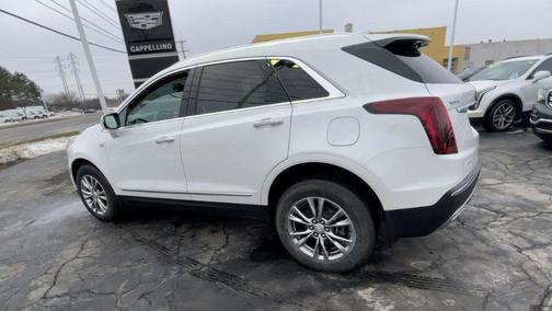 2023 Cadillac XT5 Premium Luxury