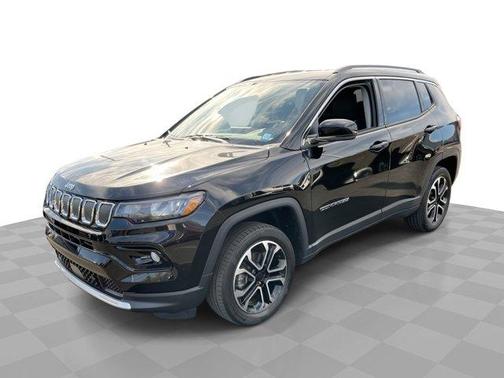 Diamond Black Crystal Pearlcoat 2022 Jeep Compass Limited 4x4