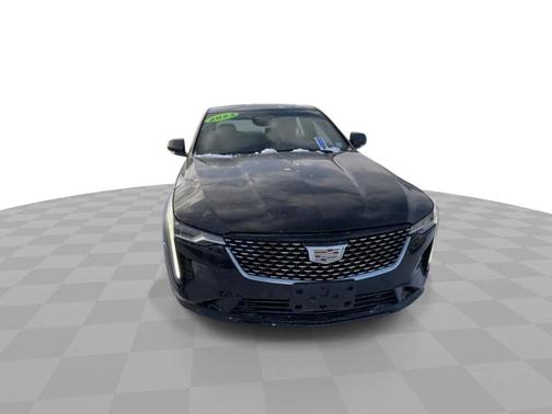 2023 Cadillac CT4 Premium Luxury