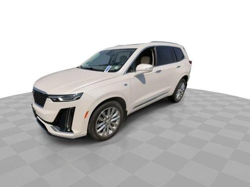2022 Cadillac XT6 Premium Luxury AWD
