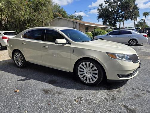 2014 Lincoln MKS Base
