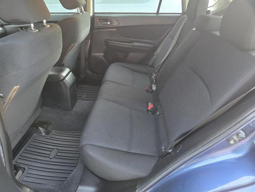 2012 Subaru Impreza 2.0i Premium