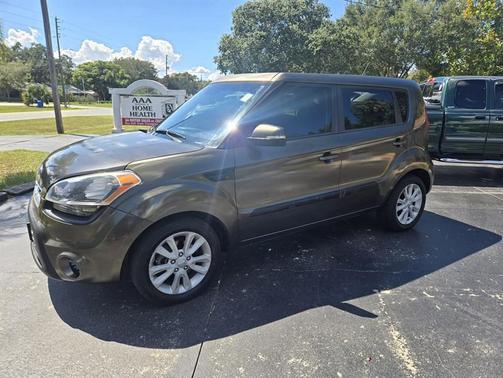 2012 Kia Soul +
