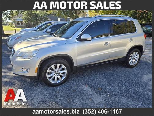 2009 Volkswagen Tiguan SE