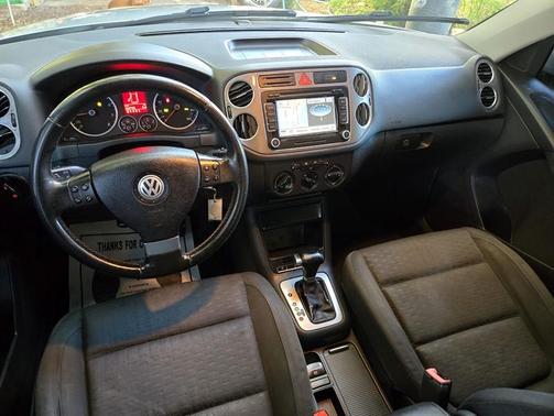 2009 Volkswagen Tiguan SE