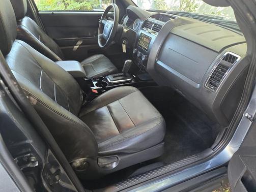 2010 Ford Escape Limited
