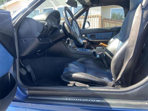 2001 BMW Z3 2.5i Roadster